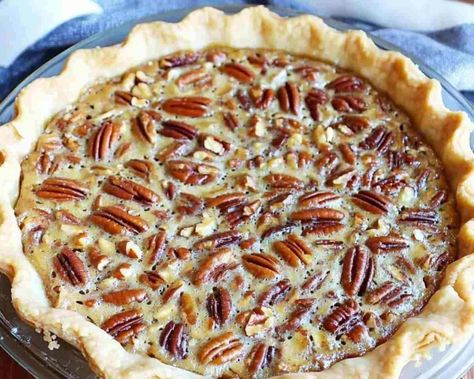 Condensed Milk Pecan Pie - Easy Recipes Idea Sweetened Condensed Milk Pie Recipes, Pecan Pie With Condensed Milk Recipe, Condensed Coconut Milk Recipes Desserts, Pecan Pie With Sweetened Condensed Milk, Carmel Pie Sweetened Condensed Milk, Condensed Milk Pecan Pie, Caramel Pie Condensed Milk, Condensed Milk Pie, Eagle Brand Recipes Condensed Milk