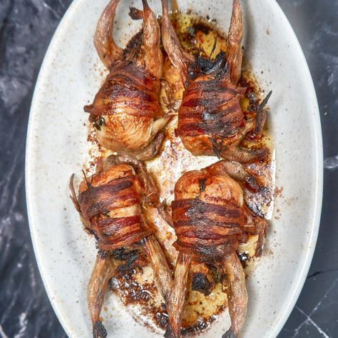 Roasted Stuffed Quail Wrapped in Bacon - Cuisine Reinvented Stuffed Quail Recipes, Fried Quail Recipes, Stuffed Quail, Quail Recipes, Fried Quail, Best Stuffing, Freezing Eggs, Dried Plums, Wrapped In Bacon