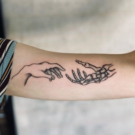 23 Skeleton Hand Tattoos for Everyone in 2021 - Page 5 of 5 - Small Tattoos & Ideas Patchwork Chest Tattoo Female, Skeleton Hand Tattoos, Tattoo Homme, Small Tattoos Ideas, Patchwork Tattoo, Small Forearm Tattoos, Sharpie Tattoos, Cool Arm Tattoos, Skeleton Hand Tattoo