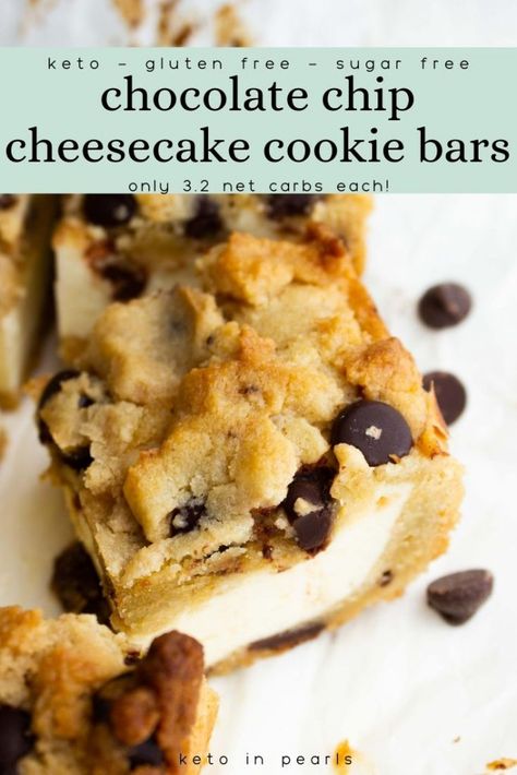 Keto Chocolate Chip Cheesecake, Cheesecake Cookie Bars, Buttery Chocolate Chip Cookies, Biscotti Cheesecake, Cheesecake Cookie, Postre Keto, Keto Chocolate Chip Cookies, Chocolate Chip Cheesecake, Keto Chocolate Chips