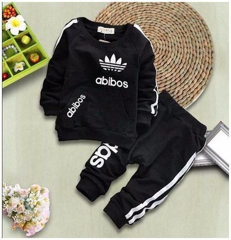 Holis #cienciaficción # Ciencia Ficción # amreading # books # wattpad Baby Sports Clothes, Baby Mode, Boys And Girls Clothes, Baby Boy Clothing Sets, غرفة ملابس, Baby T Shirts, Baby Set, Girls Clothing Sets