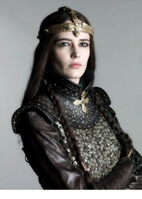 MORGAN PENDRAGON/MORGANA ~ EVA GREEN Eva Green Camelot, Ava Green, Yennefer Of Vengerberg, Penny Dreadful, Warrior Queen, Eva Green, French Actress, 인물 사진, Fantasy Fashion