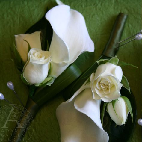 Boutonnière Ideas, Birtsmorton Court, White Corsage, Calla Lily Boutonniere, White Calla Lily, Rose Boutonniere, Boutonniere Wedding, Calla Lilies, Wrist Corsage