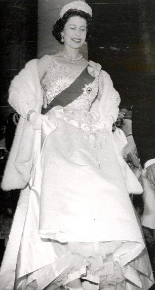 This beige evening gown, designed by Norman Hartnell and worn by the Queen for the opening of the New Zealand parliament during a Commonwealth visit in 1963 will be on view Hand Painted Photographs, Maria Pavlovna, Princesa Margaret, Russian Royalty, Norman Hartnell, Alexandra Feodorovna, Eastern Countries, Hm The Queen, Romanov Dynasty