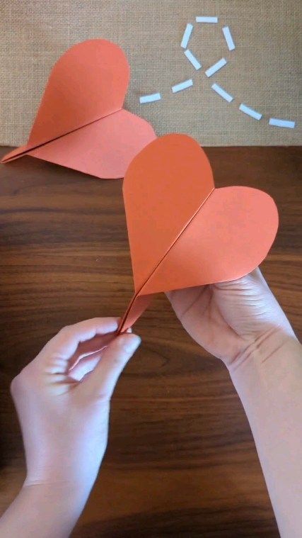 Jen Buchheit | Heart Paper Airplane Valentine ♥️ Love is in the air! To make this Valentine, fold a paper airplane and cut the wings into a heart shape.… | Instagram Airplane Valentine, Instagram Heart, Heart Paper, Paper Airplane, Paper Airplanes, Paper Hearts, The Wings, Prom Makeup, Love Is In The Air