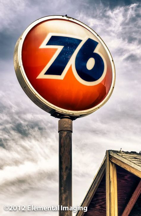 76 Gas Station, Hand Car Wash, Old Route 66, Globe Lamp, Gas Service, Old Gas Stations, Car Signs, Gas Stations, Gas Pumps