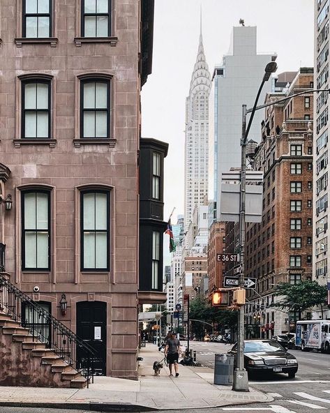 Nyc Aesthetic, Chrysler Building, Nyc Life, New York Aesthetic, New York Life, Cultural Architecture, City Vibe, Design Hotel, Salou