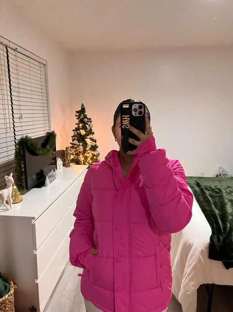 Hot Pink Puffer Jacket, Amazon Sweater, Fall Fashion Outfit Ideas, Aesthetic Shopping, Shoes Amazon, Cute Outfits To Wear, Shopping Aesthetic, Pink Puffer Jacket, Amazon Shoes