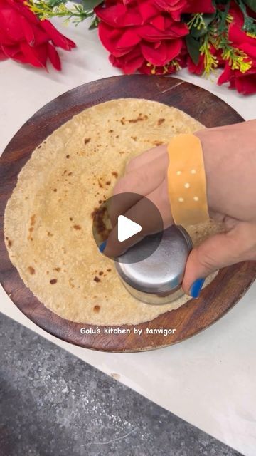 Leftover Roti Recipes, Roti Recipe Indian, Atta Recipe, Leftover Roti, Vegetarian Enchiladas, Roti Recipe, Easy Meals For Kids, Chapati, February 11