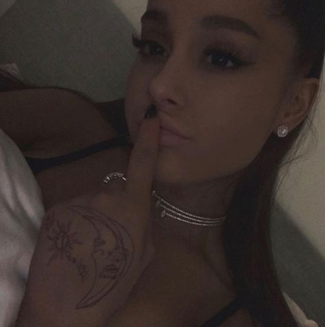 Ariana Grande Selfie, Ariana Grande 2014, Ariana Grande Selena Gomez, Ariana Grande Tattoo, Ariana Grande Images, Ariana Grande Sweetener, Tiny Elephant, Ariana Grande Cute, Ariana Grande Photoshoot