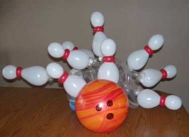 Bowling Party Balloon Centerpiece Bowling Pin Balloon Column, Bowling Balloons, Bowling Party Decorations, Blaze And The Monster Machines Party, Balloon Centerpiece, Balloons Ideas, Bowling Birthday Party, Game Night Parties, Sports Ideas