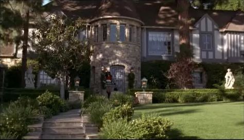 Witch House, Green Park, Paramount Pictures, Celebrity Houses, Mini Velvet Dress, Silver Screen, Clueless, The Real World, Beverly Hills