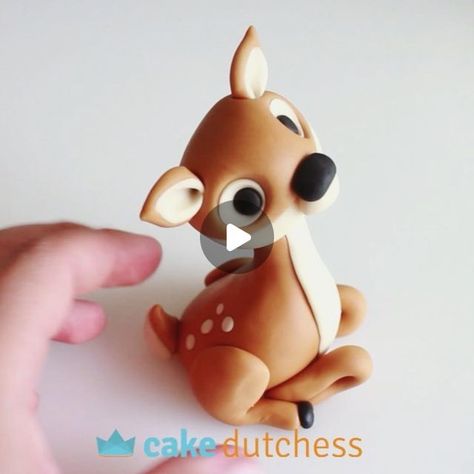 Fondant Deer Tutorial, Fondant Deer, Fondant Squirrel Tutorial, Deer Tutorial, How To Make Woodland Animals Fondant, Rat Fondant Tutorial, Jungle Animal Fondant Tutorial, Cake Dutchess, Deer Cake Topper