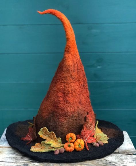 Faerie Clothes, Felt Witch Hat, Witch Hats, Witches Hat, Halloween Hats, Wet Felt, Stylish Hats, Hand Felted, Nuno Felting