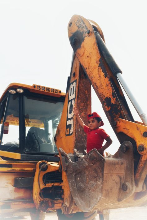 Construction theme photography Construction Photo Shoot, Dump Truck Birthday Party, 2nd Birthday Photos, 3rd Birthday Boys, Dump Truck Birthday, Boy Photo Shoot, Trucks Birthday Party, Construction Theme, Baby Boy Photos