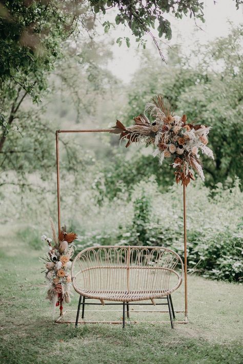 Wedding Photo Walls, Boho Garden Party, Boho Backdrop, Photo Booth Backdrop Wedding, Photography Settings, Bridal Pictures, Wedding Photo Booth, Wedding Props, Photo Corners