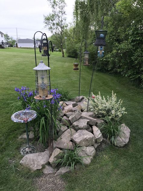 Small Front Yard Landscaping, Luxury Garden, Flower Landscape, Front Yard Garden, Bird Feeder, Small Backyard Landscaping, Backyard Landscaping Designs, Backyard Design, Spring Garden