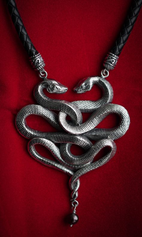 Occult Items, Snake Accessories, Occult Jewelry, Ouroboros Snake, Viking Symbol, Occult Symbols, Viking Symbols, Snake Necklace, Fantasy Jewelry