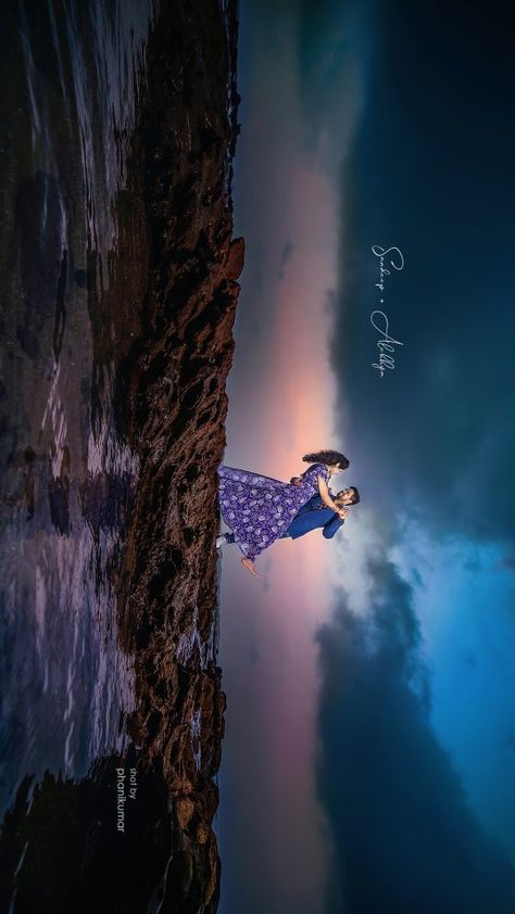 Sunrise Prewedding Photography, Sunrise Photography Couples, Sunrise Pre Wedding Shoot, 1 Day To Go Countdown Wedding, Gf Photo, Countdown Wedding, Outdoor Poses, Pose Prewedding, Prewedding Shoot