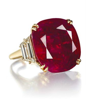 "The Hope Ruby," a 32.08 carat Burmese ruby and diamond ring by Chaumet was the top lot sold at Lily Safra's "Jewels for Hope" auction Jewellery Shops, Jewellery Stand, Burmese Ruby, Ruby And Diamond Ring, Stand Display, Jewelry Auction, Ruby Jewelry, The Hope, I Love Jewelry