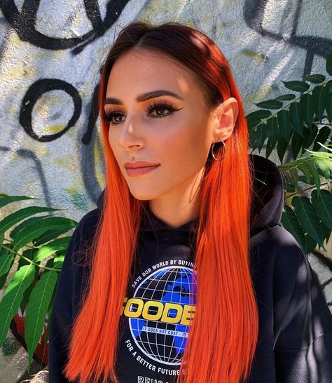 Bright Orange Hair Dark Roots, Orange Hair Colors, October Hair, Orange Ombre Hair, Fox Hair Color, Red Ombre Hair, Blonde Hair Makeup, Hair Color Orange, Dyed Hair Blue