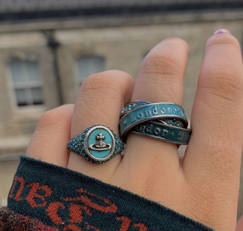 Vivienne westwood rings Westwood Vivienne Jewelry, Vivienne Westwood Ring Aesthetic, Vivian Westwood Ring, Vivienne Westwood Jewellery Aesthetic, Vivienne Westwood Lighter, Vivienne Westwood Tattoo, Vivienne Westwood Clothes, Vivienne Westwood Ring, M Ring