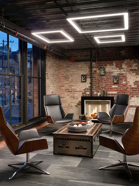 Modern Industrial Office Design, Professional Office Design, Modern Industrial Office, Industrial Office Design, Modern Office Interiors, Loft Office, Office Space Design, Modern Office Design, Office Lounge