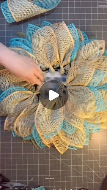 How To Make Door Wreaths Step By Step, Christmas Flower Wreaths Diy, How To Make A Reef Front Doors, How To Make A Flower Wreath, Easy Mesh Wreaths Diy Simple, How To Make Wreaths For Front Door, Diy Mesh Wreath Tutorial Step By Step, Easy Wreaths To Make, How To Make A Wreath