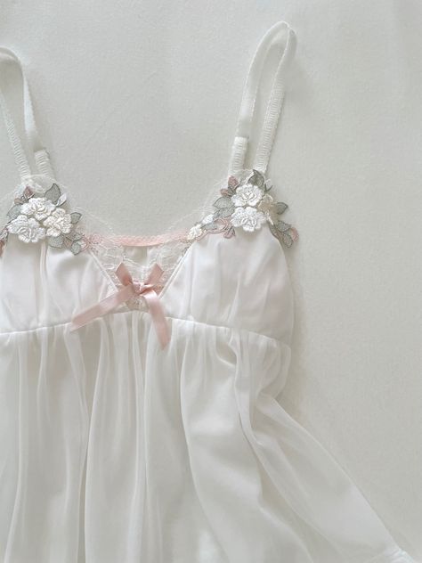 Dainty Tops, Coquette Outfits, Tropical Outfit, Pretty Bras, Fancy Tops, Inner World, Fairy Dress, Little Dresses, Just A Girl