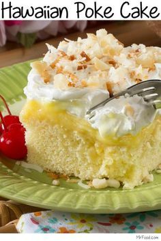 Hawaiian Dessert Recipes, Hawaiian Poke, Hawaiian Desserts, Hawaiian Cake, Luau Food, Hawaiian Recipes, Cake Mix Desserts, Hawaiian Dishes, Poke Cake Recipes