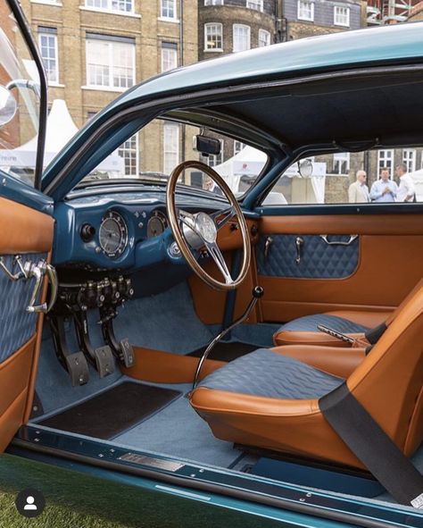 E28 Bmw, 240z Datsun, Lancia Aurelia, Car Interior Upholstery, Mt Bike, Auto Upholstery, Automotive Upholstery, Utility Truck, Vw Karmann Ghia