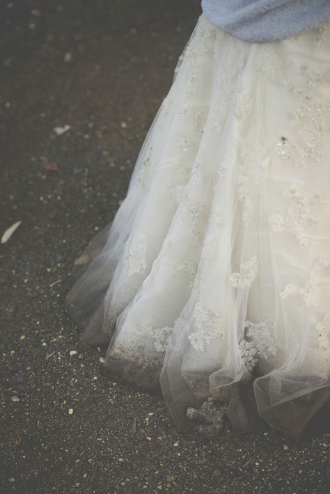 Dirty Wedding Dress, Jilted Bride Aesthetic, Runaway Bride Aesthetic, Wedding Dress Destroy Photo Shoot, Tattered White Dress, Burn Wedding Dress Photos, Trash The Dress Photo Shoot, Wedding Dress Aesthetic, Runaway Bride