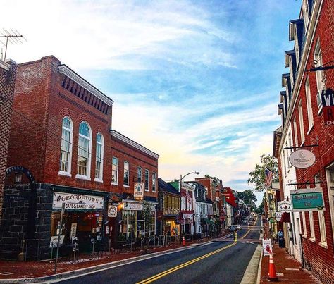 Alexandria Virginia Aesthetic, Williamsburg Virginia Aesthetic, Downtown Richmond Va, Downtown Lynchburg Va, Great Falls Virginia, Vicksburg Mississippi, Leesburg Virginia, Lynchburg Virginia, Life On Virginia Street