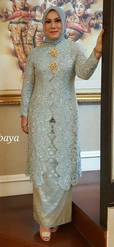 Kebaya Brokat Modern, Kebaya Modern Hijab, Kebaya Lace, Model Kebaya Modern, Baju Kahwin, Kebaya Wedding, Kebaya Modern Dress, Kebaya Hijab, Fesyen Islam