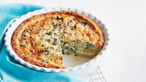 Broccoli, Kale & Cheddar Quiche  with Savory Quinoa Crust Recipe Quinoa Crust, Savory Quinoa, Cheddar Quiche, Green Breakfast, Egg Cups Breakfast, Butter Crust, Protein Oatmeal, Under 300 Calories, High Protein Breakfast