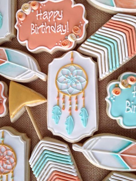 Bohemian dream catcher cookies Cookie Decorating Ideas, Bohemian Dreamcatcher, Iced Biscuits, Pretty Cookies, Fancy Cookies, Creative Cookies, S'mores, Cookie Inspiration, Iced Cookies