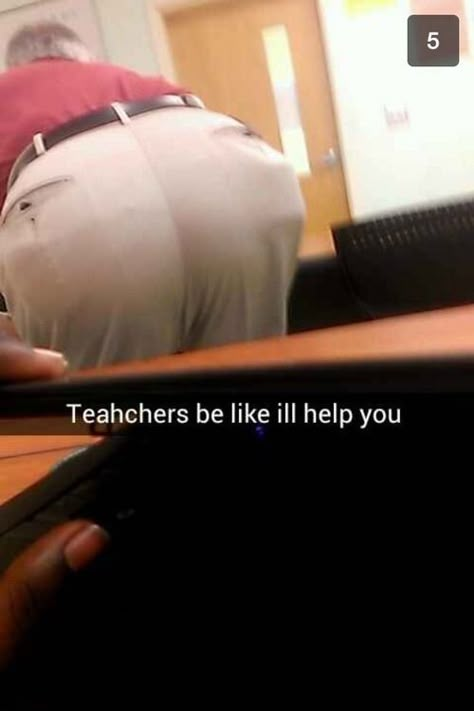 The perfectly captioned school snap: | 21 Snapchats With Perfect Captions Snapchat Captions, Funniest Snapchats, Funny Snapchat, Funny Snapchat Pictures, Funny Snaps, Perfect Captions, Snapchat Picture, High Schools, Snapchat Funny