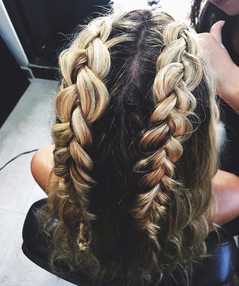 nice 25 Incredible Two Dutch Braid Styles - Looks For You To Fall In Love With Check more at http://newaylook.com/best-two-dutch-braids-styles/ Dutch Braid Styles, Two Dutch Braids, Medium To Long Hair, Dutch Braid Hairstyles, Dutch Braids, Braids Styles, Two Braids, Braid Hairstyles, Dutch Braid