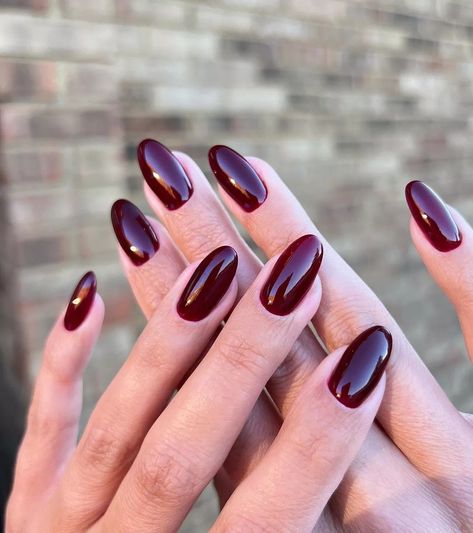 25 Dark and Moody Winter Nail Looks Winter Colour Nails, Dark Red Almond Nails, Winter Nail Colours, Western Style Nails, Winter Nail Color, Red Almond Nails, Winged Eyelashes, Dark Color Nails, Minimalist Ear Cuff