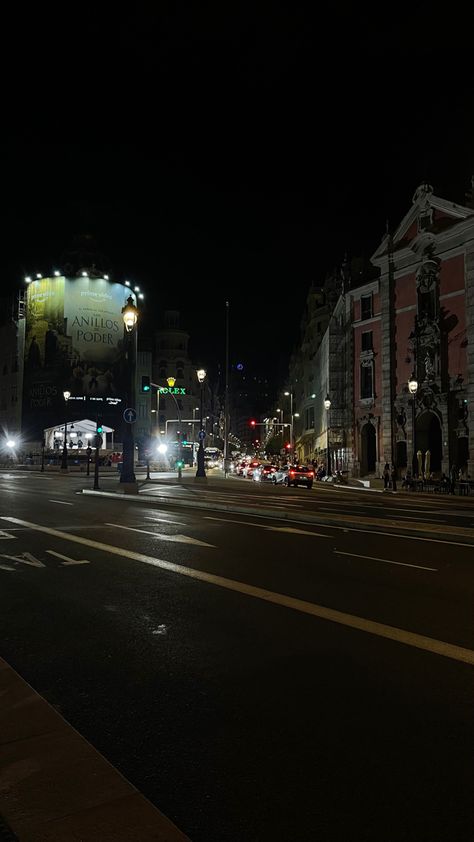 madrid night street aesthetic, spain, gran via madrid Madrid Spain Night, Night Street Aesthetic, Madrid Streets, Madrid At Night, Metropolis Madrid, Spain Streets, Madrid Aesthetic, Aesthetic Spain, Street At Night