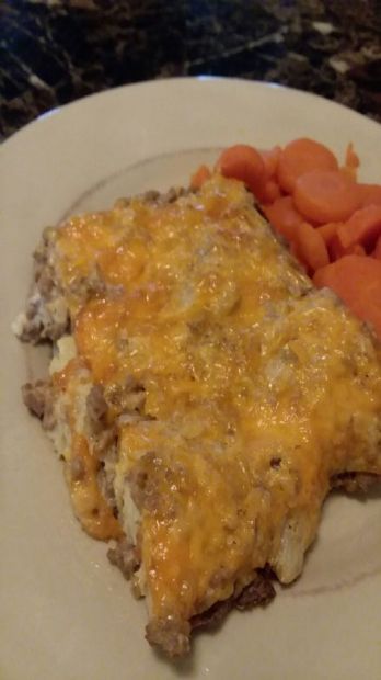 Hamburger Cauliflower Casserole, Cauliflower Hamburger, Hamburger Cauliflower, Green Bean Casserole Gluten Free, Hamburger Keto, Casserole Gluten Free, Green Bean Casserole Campbells, Cauliflower Casserole Recipes, Cauliflower Dishes