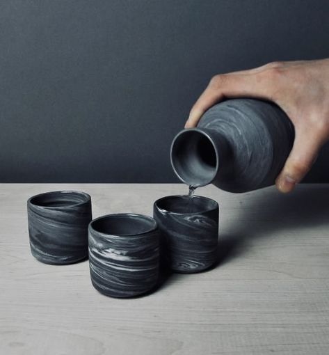 Black Clay Ceramics, Ceramic Sake Set, Marbled Clay Pottery, Black Ceramic Texture, Coffee Organization, Black Pottery, Pottery Store, Marbled Clay, Sake Set