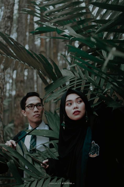 Prewedding Ideas, Foto Prewedding, Couple Shooting, Harry Potter Stories, Pre Wedding Shoot Ideas, Wedding Moodboard, Theme Harry Potter, Magical Wedding, Wedding Mood Board