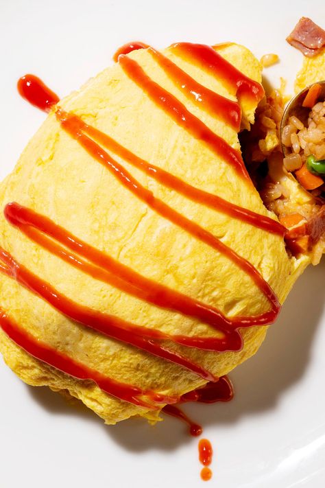 Rice Omelet Recipe, Omelet Rice Recipe, Ketchup Rice, Omurice Recipe Japanese, Omurice Recipe, Japanese Home Cooking, Omelets Recipe, No Meat, Japanese Home