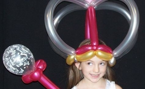 Riesenkrone Ballon Animal, Princess Balloon, Balloon Hats, Balloon Crown, Balloons Galore, Balloon Hat, Twisting Balloons, Clown Party, Harvest Fest