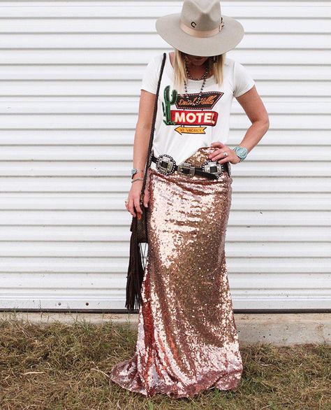 Western Glam Outfit, Sequin Outfits, Sequin Skirt Outfit, Nfr Outfits, Nfr Style, Farm Fashion, Western Glam, South Point, Nfr Fashion