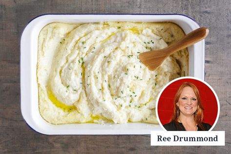 Ree Drummond Mashed Potatoes, Pioneer Woman Mashed Potatoes, Make Ahead Mashed Potatoes, Baked Mashed Potatoes, Mashed Potato Casserole, Homemade Gravy, Crowd Pleasing Recipes, Mashed Potato Recipes, Potato Side Dishes