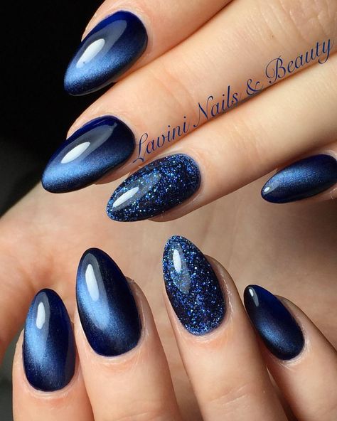 Stormy Nails, New Years Eve Nail Art, New Years Eve Nail, New Years Nail, New Years Nail Art, New Years Nail Designs, New Years Eve Nails, Art Design Ideas, Galaxy Nails