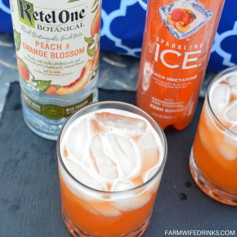 Low-Carb Cocktails and Keto Drinks - The Farmwife Drinks Keto Alcohol, Peach Cocktail, Low Carb Cocktails, Ketel One, Keto Cocktails, Keto Drinks, Low Carb Drinks, Boozy Drinks, Keto Drink