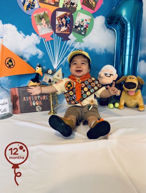 Up Baby Photoshoot, Baby Boy Disney, Up Photoshoot, Monster 1st Birthdays, Baby Milestones Pictures, Boys 1st Birthday Party Ideas, Monthly Baby Pictures, Baby Boy 1st Birthday Party, 1st Birthday Photoshoot